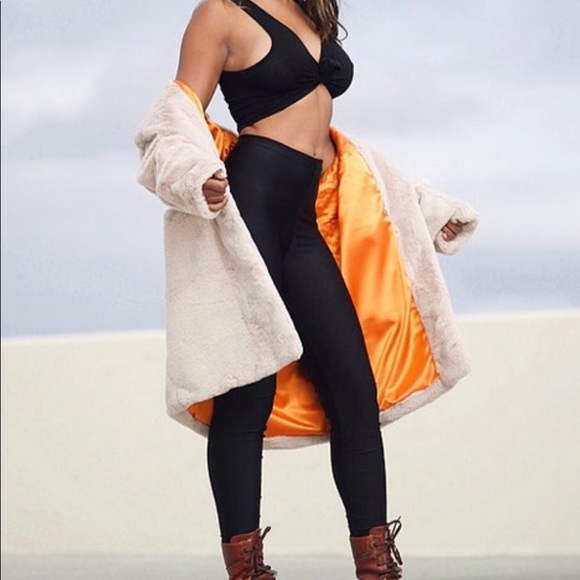 LAST ONE! NEW tan beige faux fur embroidered coat - Picture 3 of 13